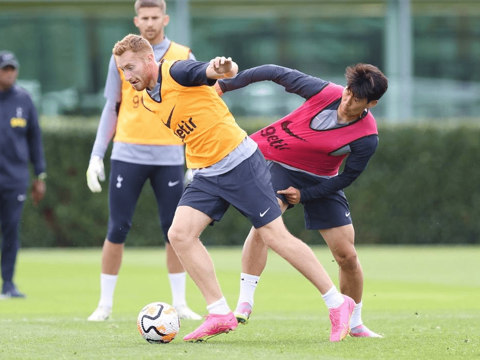 很抢手！每日邮报：冬窗有12家俱乐部希望签下梅努