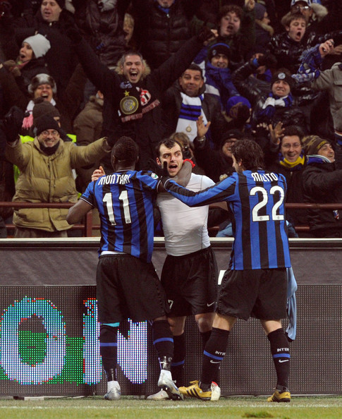 珀斯光荣vs西悉尼流浪者首发：巴巴洛塞斯领衔！塔加特、库尔在列