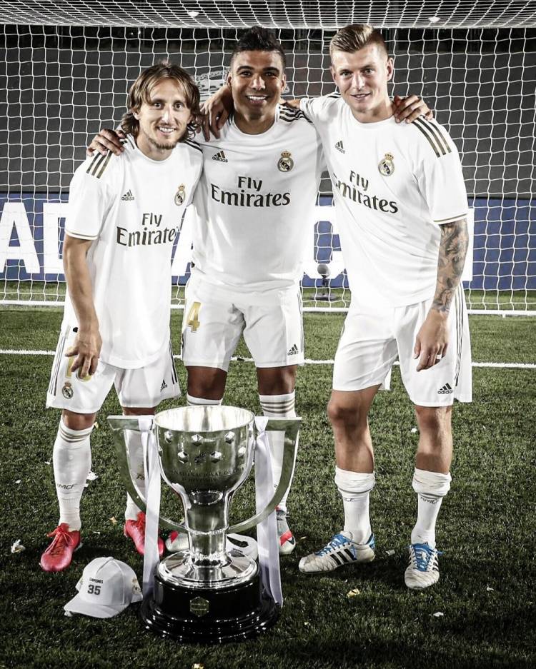 巴黎圣日耳曼内马尔助攻姆巴佩得分