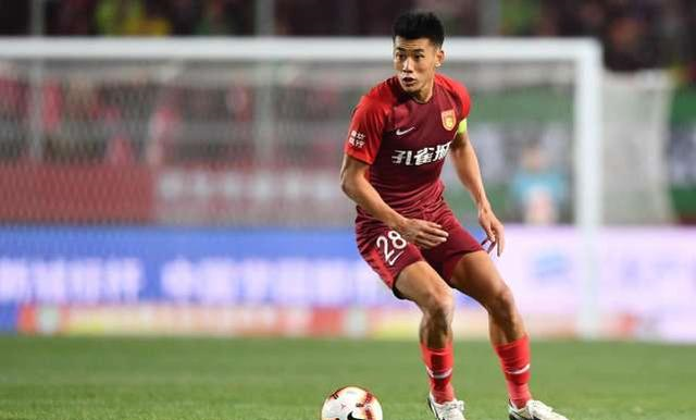 讨论室：足坛如今三支六冠王球队，你认为哪个队实力最强？（话题：当今足坛三支六冠王，谁的实力最强？）