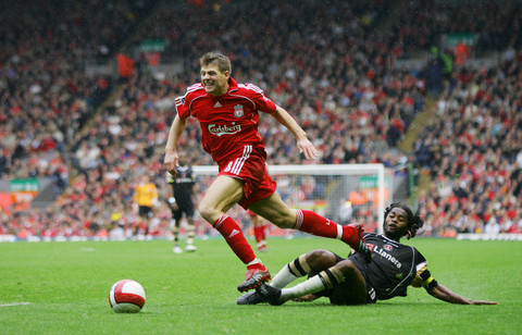 足球报：成都大概率与徐正源续两年，韦世豪续约，锋线会引援（足球报：成都预计与徐正源再签两年，韦世豪留队，锋线将引援补强）