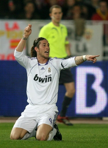 解锁新身份，美女球员艾丽莎-莱曼将成为米兰冬奥会火炬手（艾丽莎-莱曼受邀出任米兰冬奥会火炬手）