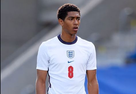 欧联&欧协联看点：贝蒂斯vs里昂——矛盾大战（欧战双线焦点：贝蒂斯vs里昂，风格对决）