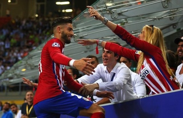 新援爆发，两球一助强势亮相（新援首秀大爆发，梅开二度外加助攻）