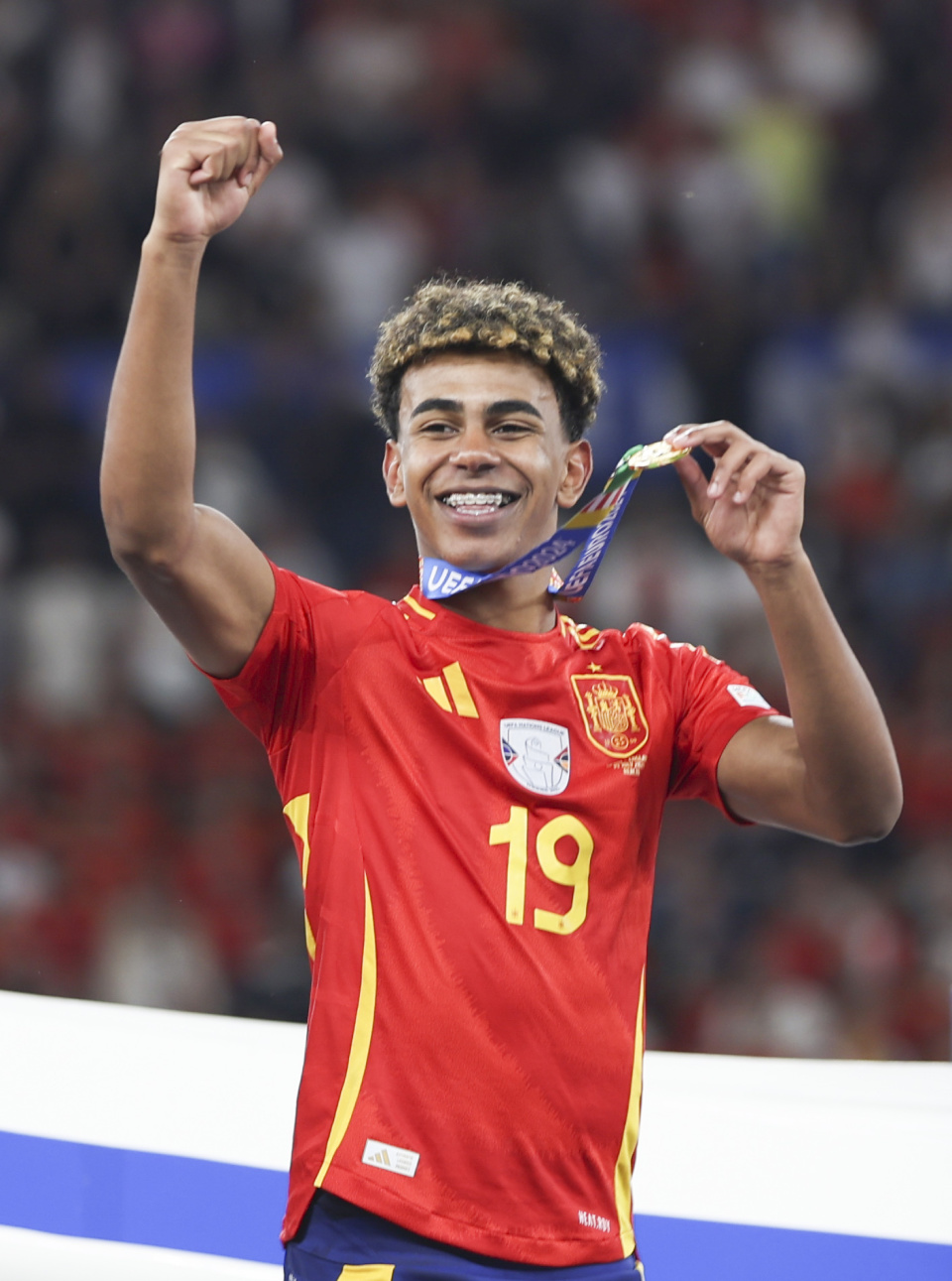 曼联的不稳定表现：马兹拉维的愤怒与反思