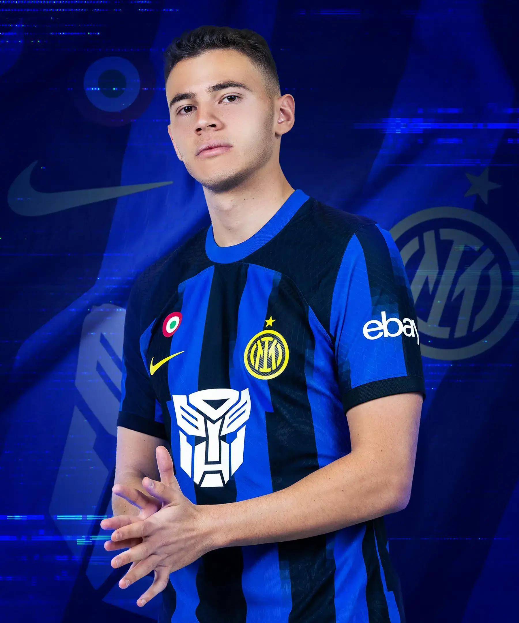 有消息称萨拉赫“很不高兴”，因为他不会在利物浦待满“六个月”。