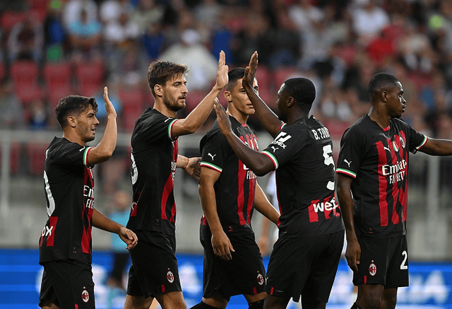 足球比赛中哪些动作最易受伤？