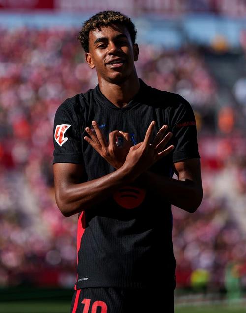 西甲前瞻：瓦伦西亚近11轮仅1胜，马略卡近3轮保持不败（西甲前瞻：瓦伦西亚近11战仅胜1场，马略卡近3轮不败）