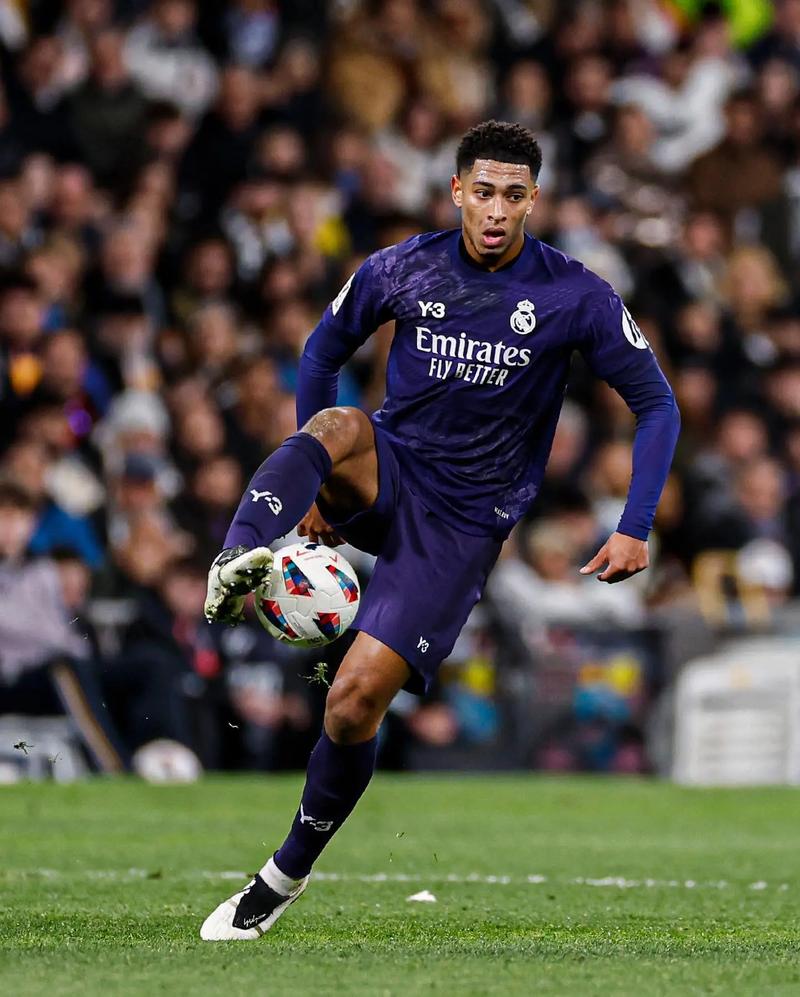 瘫痪18年汤淼现状：母亲妻子早已改嫁，女儿已8岁，郎平多次探望