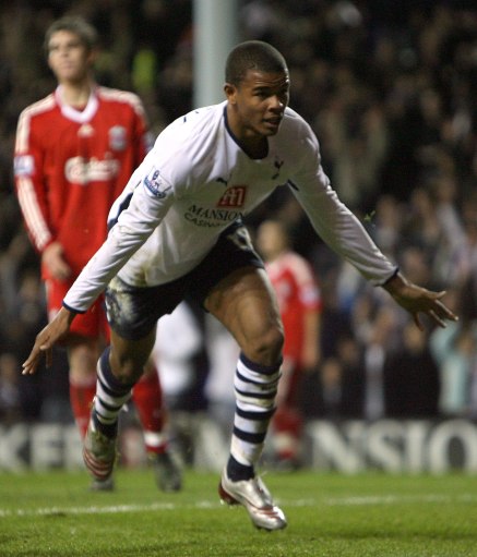 维拉各项赛事豪取十连胜，上次更长连胜纪录还是在111年前（维拉豪取各项赛事十连胜 上次更长连胜已是111年前）